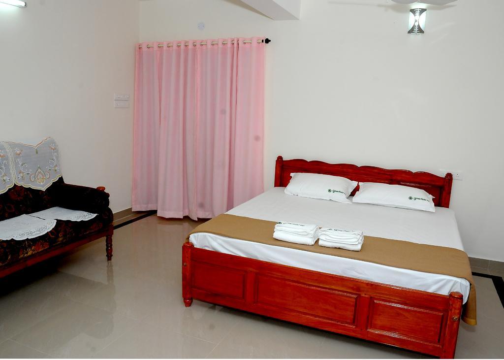 Greenfield Inn Thiruvananthapuram Exteriör bild