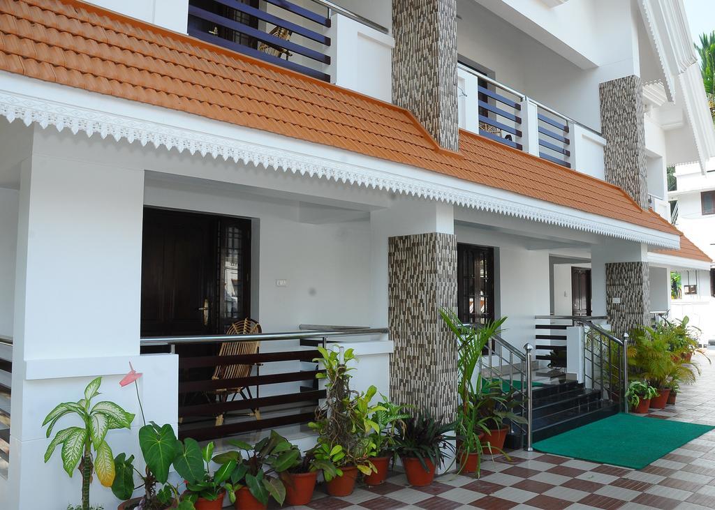 Greenfield Inn Thiruvananthapuram Exteriör bild