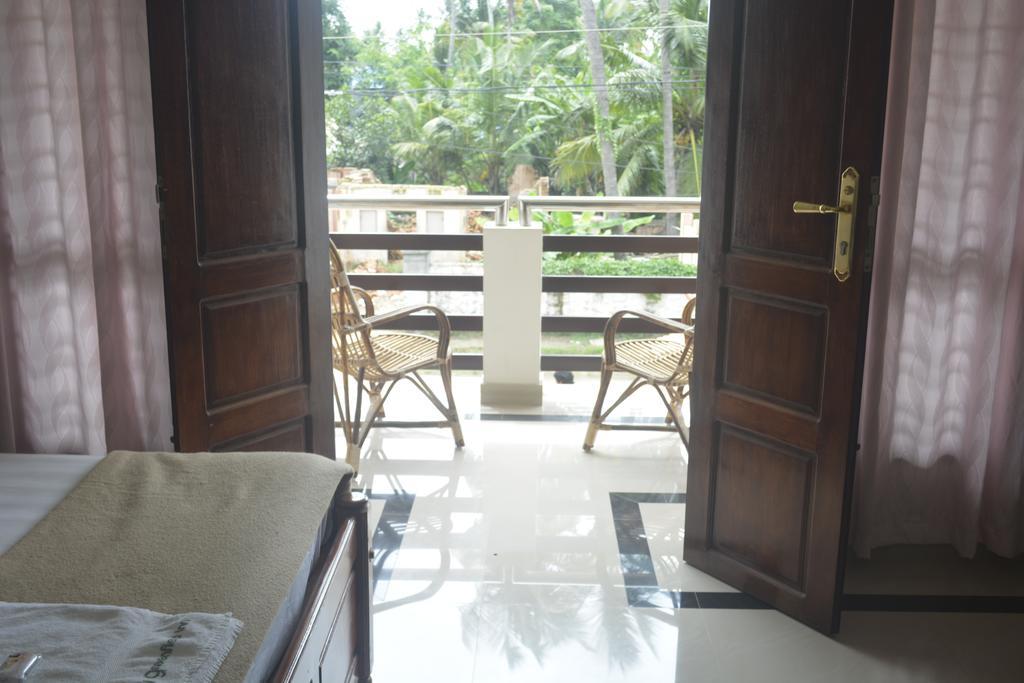 Greenfield Inn Thiruvananthapuram Exteriör bild