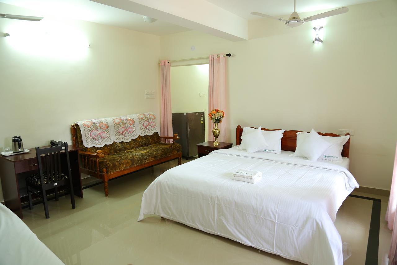Greenfield Inn Thiruvananthapuram Exteriör bild