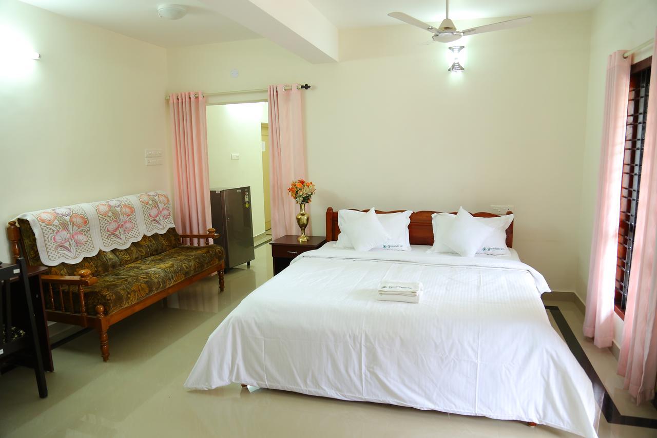 Greenfield Inn Thiruvananthapuram Exteriör bild