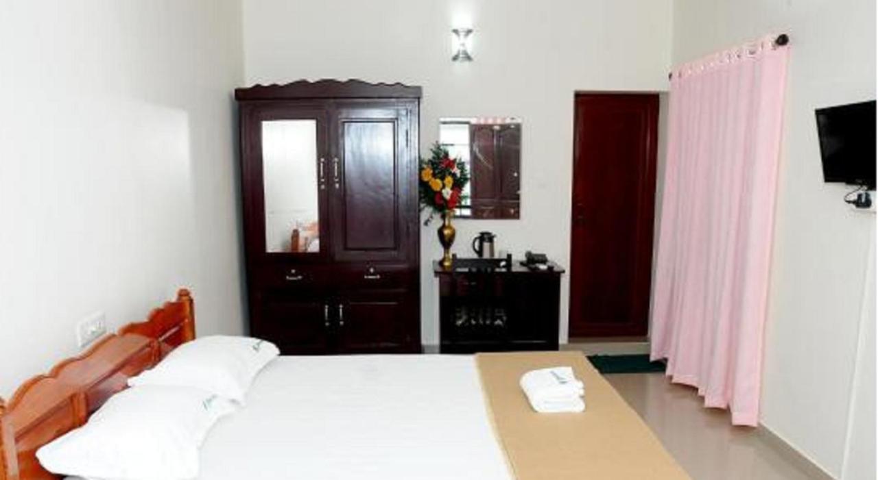 Greenfield Inn Thiruvananthapuram Exteriör bild